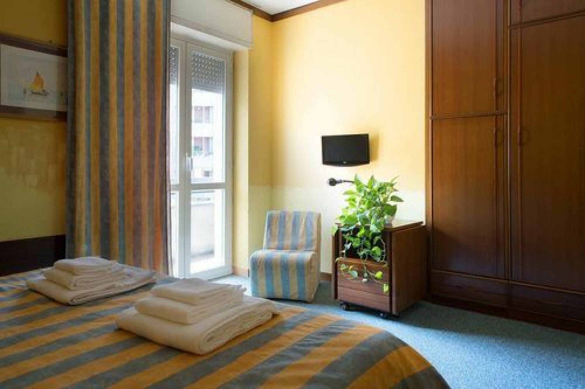 Residence Loreto Milan Extérieur photo